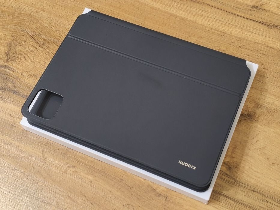 Xiaomi Pad 7 8/256 + оригинальная клавиатура с тачпадом, как новый