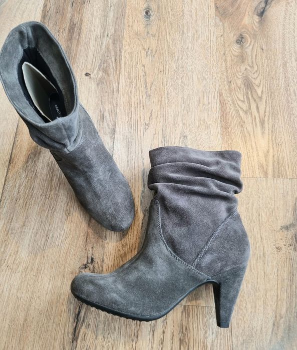 Superbe botine made în Italy noi piele întoarsă 39