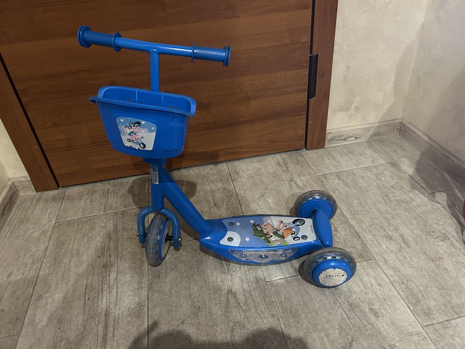 Детски музикални играчки, колело за бутане, тротинетка