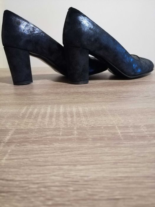 Pantofi deosebiți din piele naturala, 37