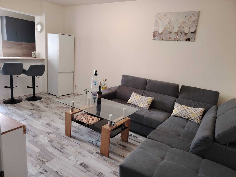 От собственик с две спални на Цариградско шосе 72 до Била