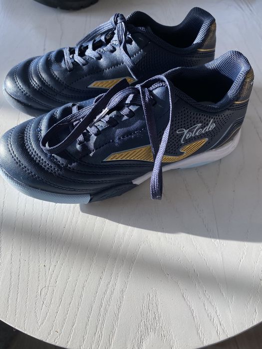 Обувь сороконожки