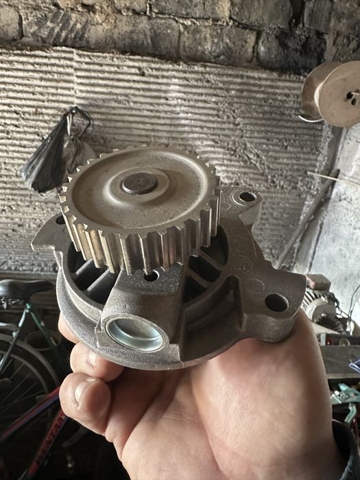 Продам запчасти от ауди 100с4