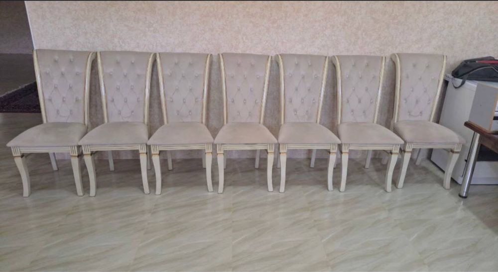 Стулья для гостиной