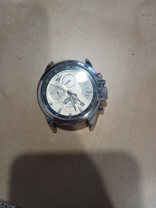 Маркови чесовници работещи