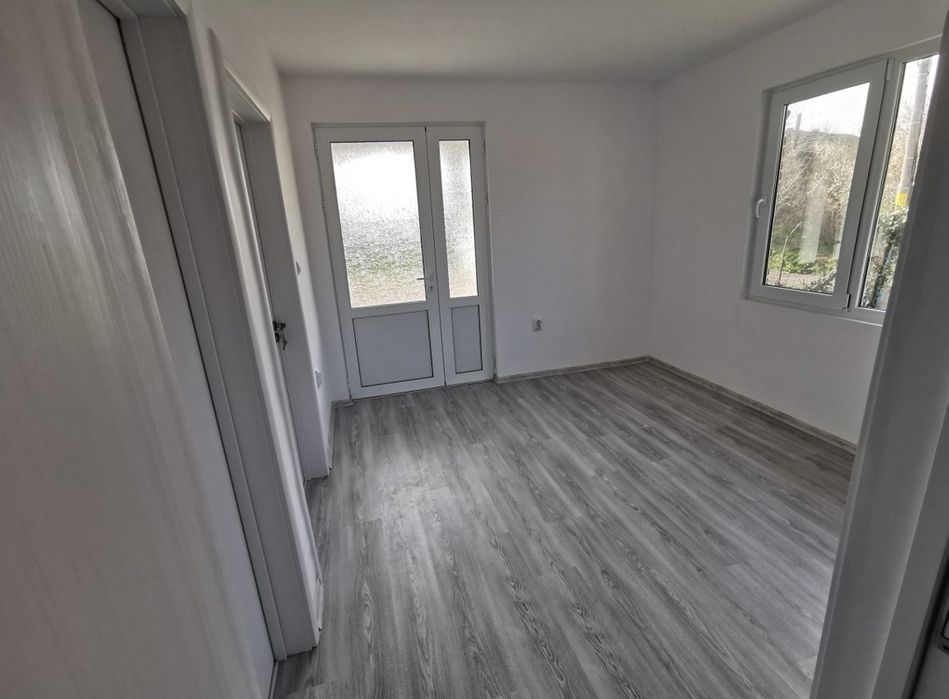 Къща в село Дюлево обл. Бургас