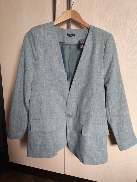 Плащ, пиджаки, блузка