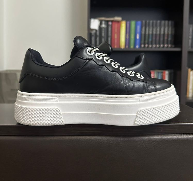 See by chloe in stare impecabilă după cum se poate vedea