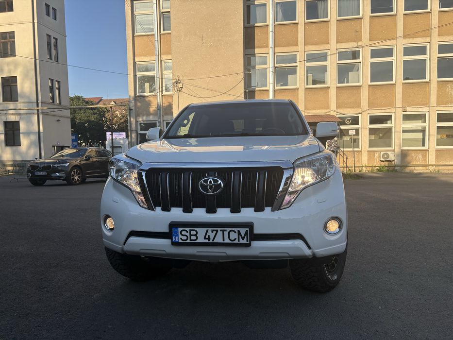 TOYOTA Land Cruiser 2016 — imagine 4