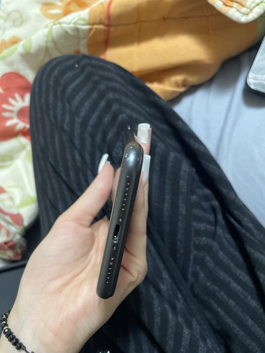 Iphone 11   100% sanatatea bateriei.   NEGOCIABIL