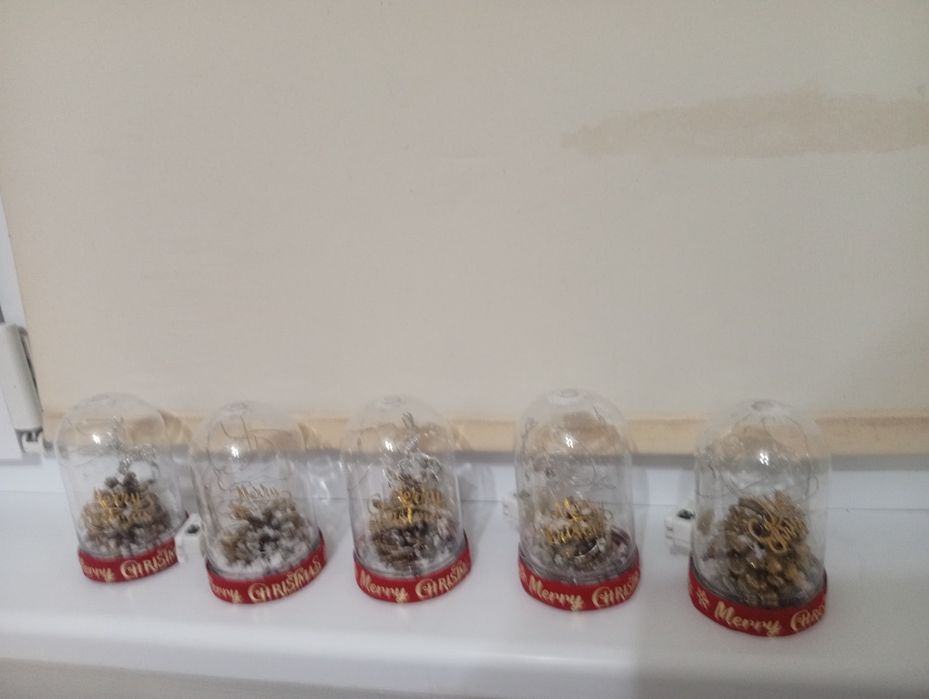 Пластмасови ,стъклен,светещи буркани