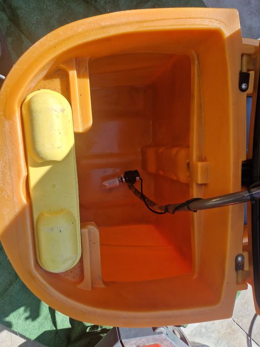 Masina de spălat pardoseli Taski Swingo 4000