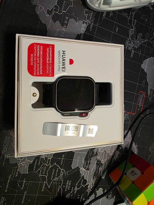 Продам смарт часы huawei fit 4 pro