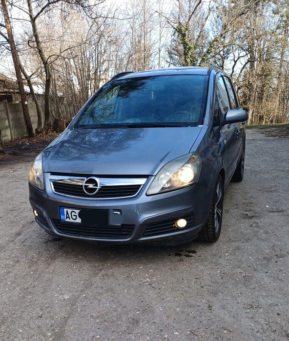 Super Ofertă - Vând Opel Zafira și remorcă