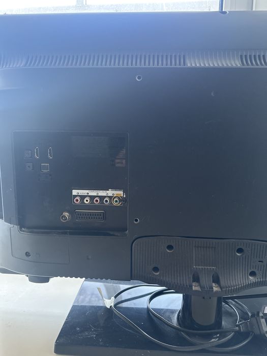 Продам телевизор