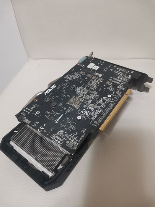Placa video ASUS Radeon R7 260X OC Edition DirectCU II, 1GB GDDR5