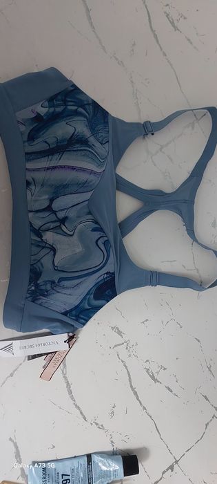 Спортивный топ бюсгалтер