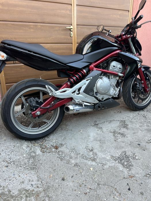 Kawasaki ER-6n _ 650V