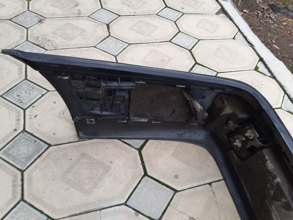 Продам задний бампер на мерседес w202.