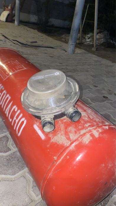 Газ для машины.