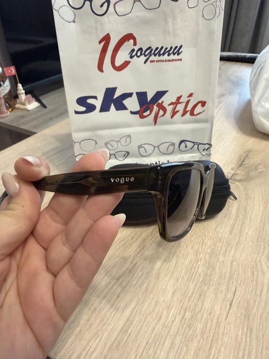Дамски слънчеви очила