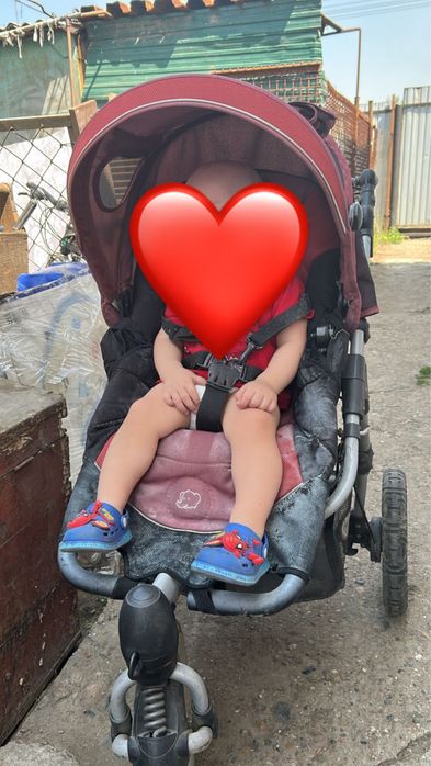 Продам Детскую зимнюю одежду !