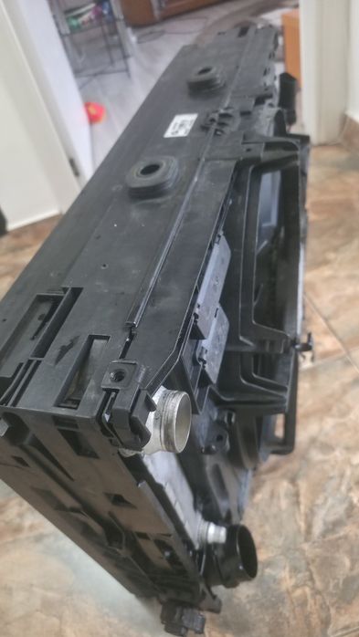 Set radiatoare apa clima intercooler BMW seria 6.