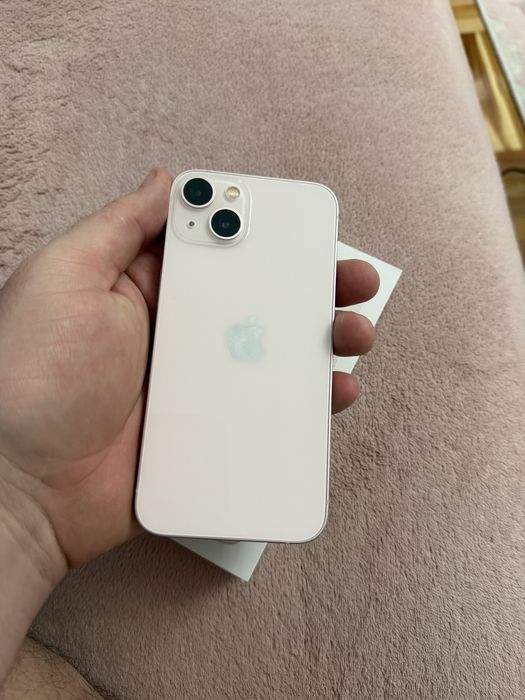 Vand iphone 13 128 Gb culoare roz/pink