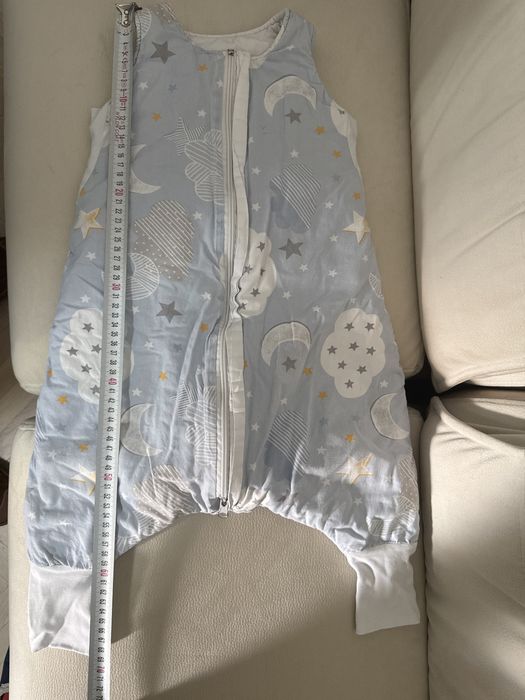 Бебешки спални чували, ромпъри, гащеризони.