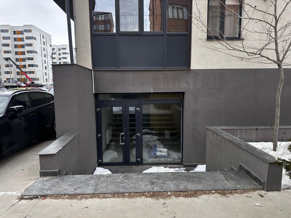 Spatiu comercial de inchirere