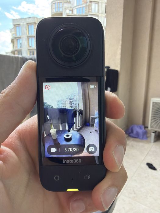 Insta 360 X3