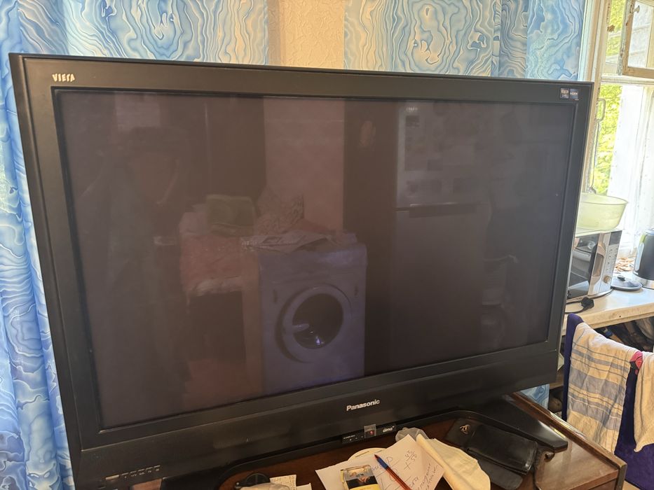 Продаю телевизор Панасоник