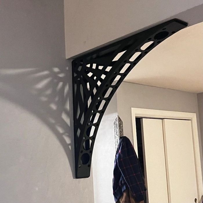 Confectii metalice clasice sau moderne