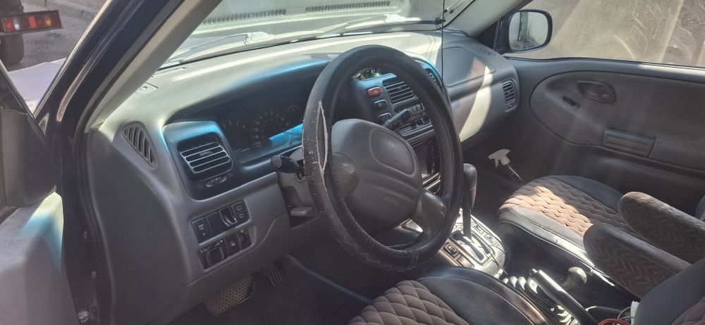 suzuki grand vitara продам