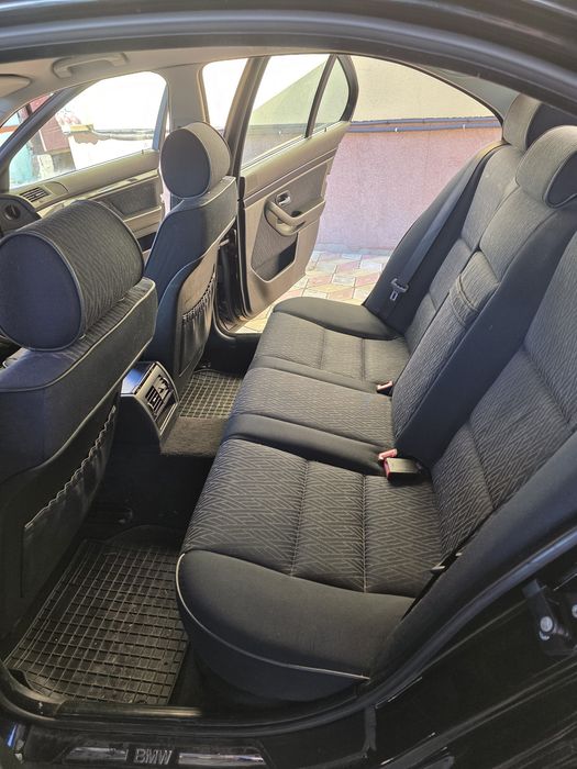 BMW 525i automat