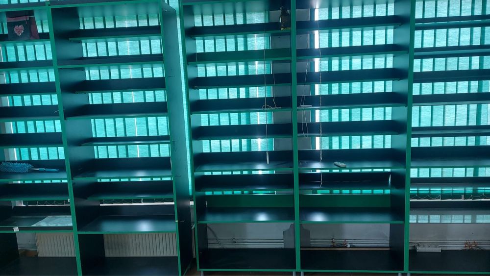 Vand mobilier magazin