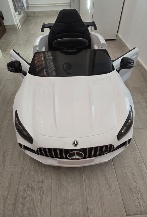 Masina electrica Mercedes