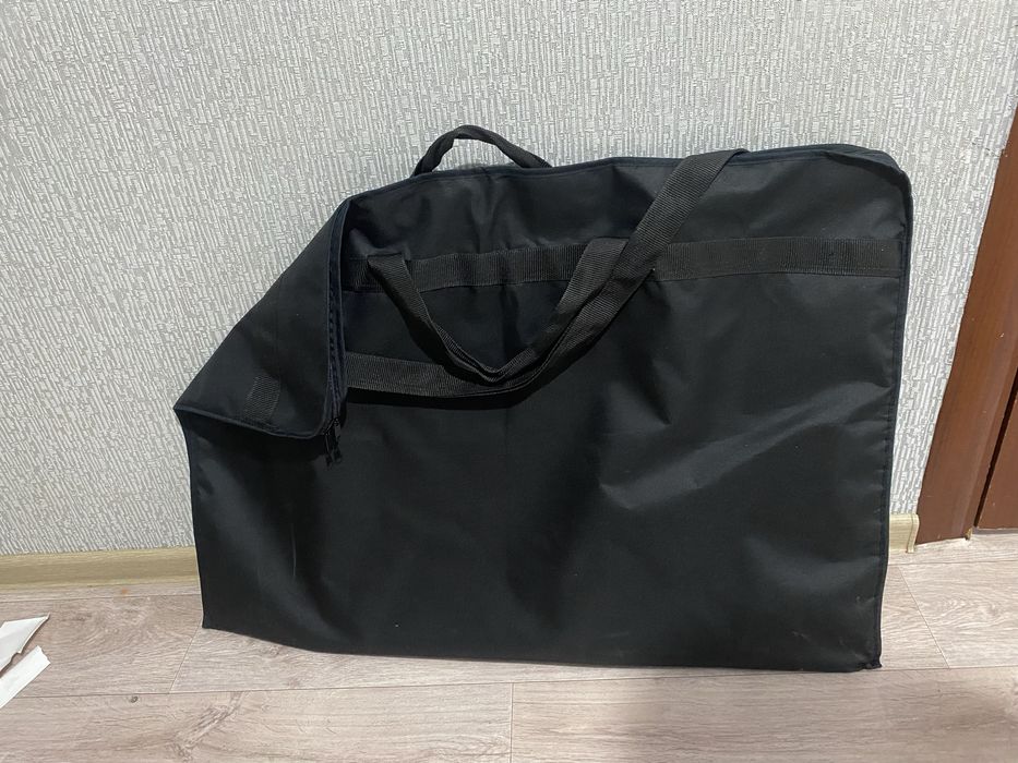 планшет, сумка, краски художественные