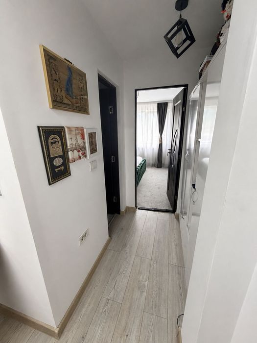 Vând apartament cu 2 camere