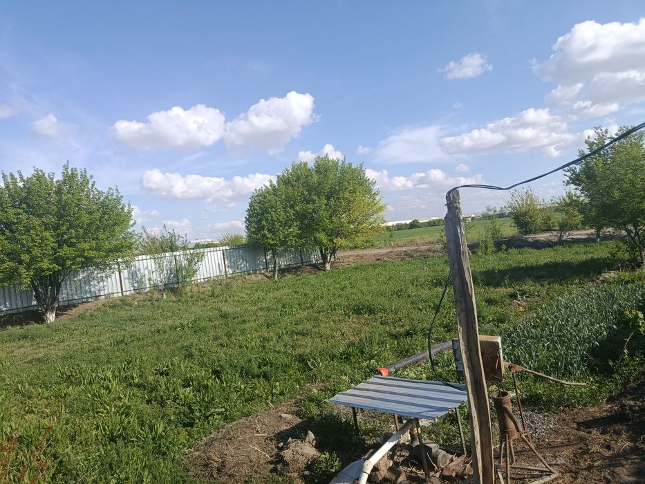 Yer maydoni sotiladi  Buxoro viloyati jondor tumani 10s