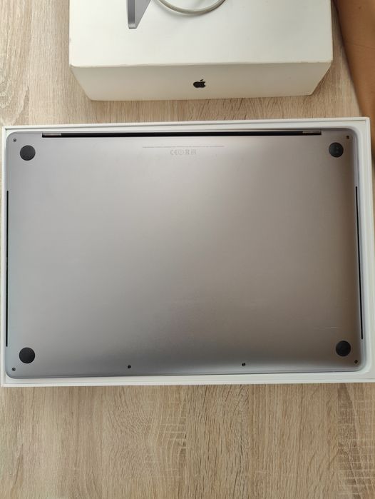 Apple Macbook Pro 2017 Retina i7