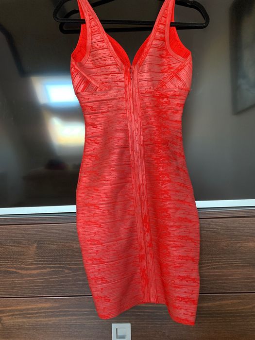 Vand rochie marimea 36