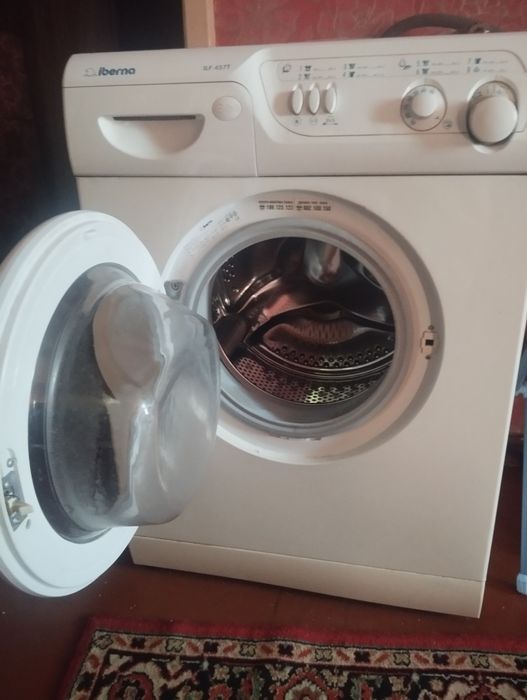 Продам стиральную машину