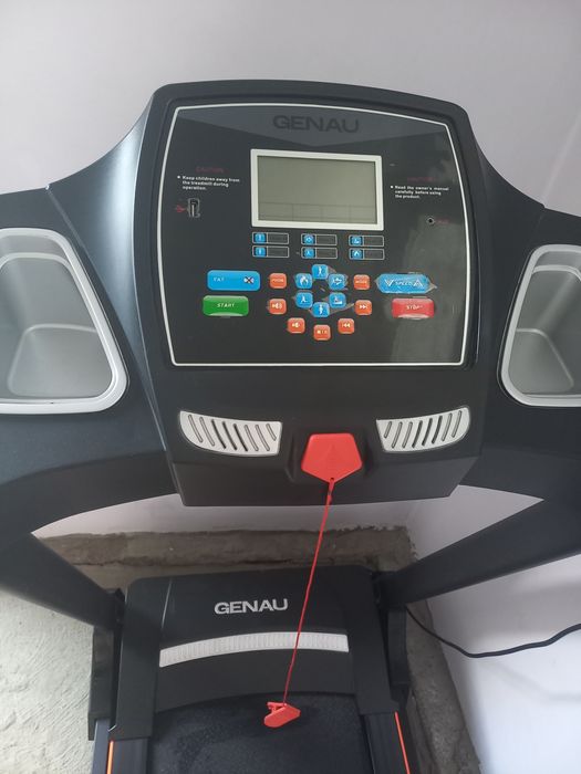 Продам беговую дорожку