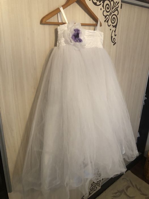 Детска шаферска рокля - 6-7 г.