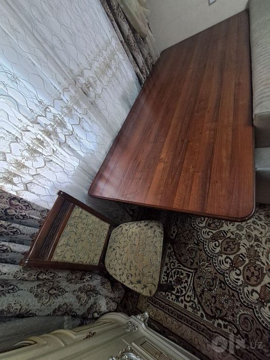 Mebel
Stol stul kamplekt 10tali
Lekin 9ta qogan
Stol: 275×120