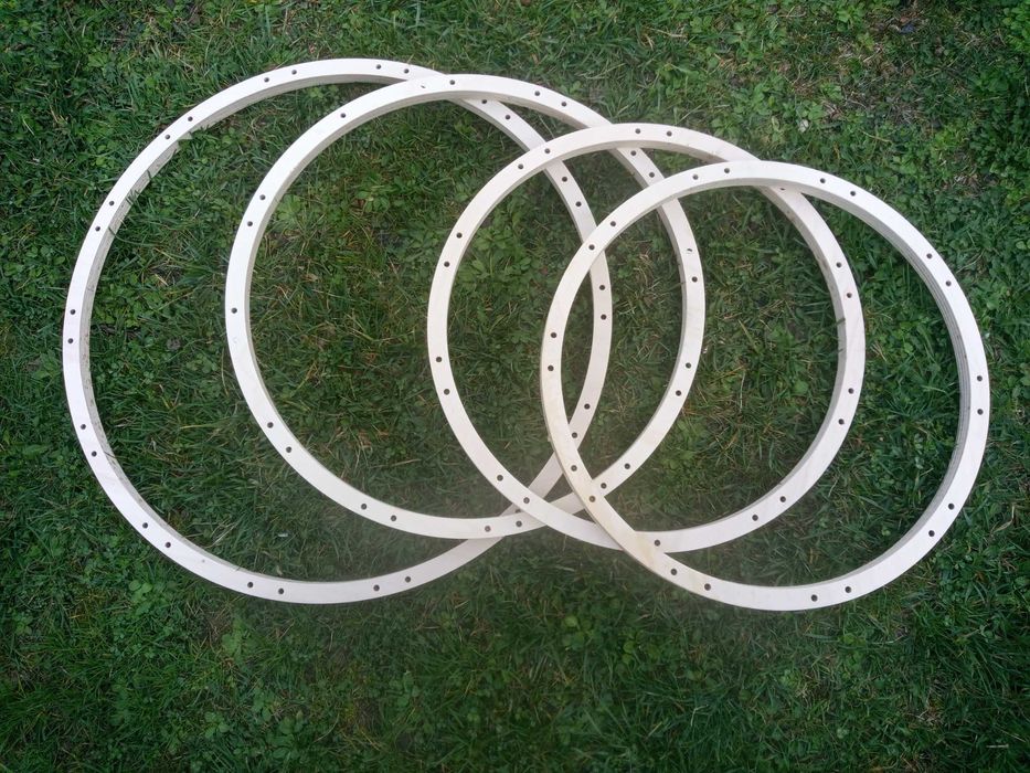 Обръчи и корпуси за  битови тъпани.