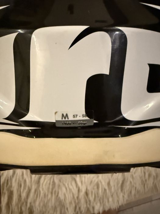 Airoh Aviator 3 зармер М