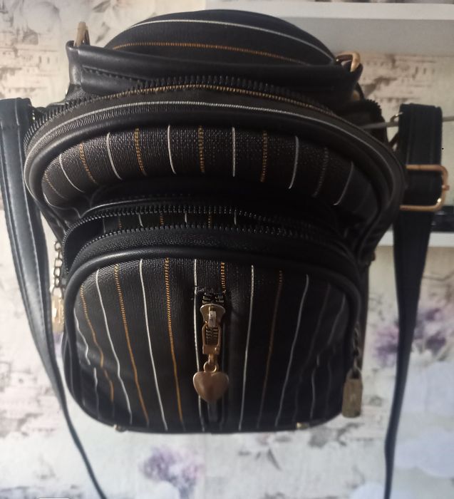 Сумочки  женские