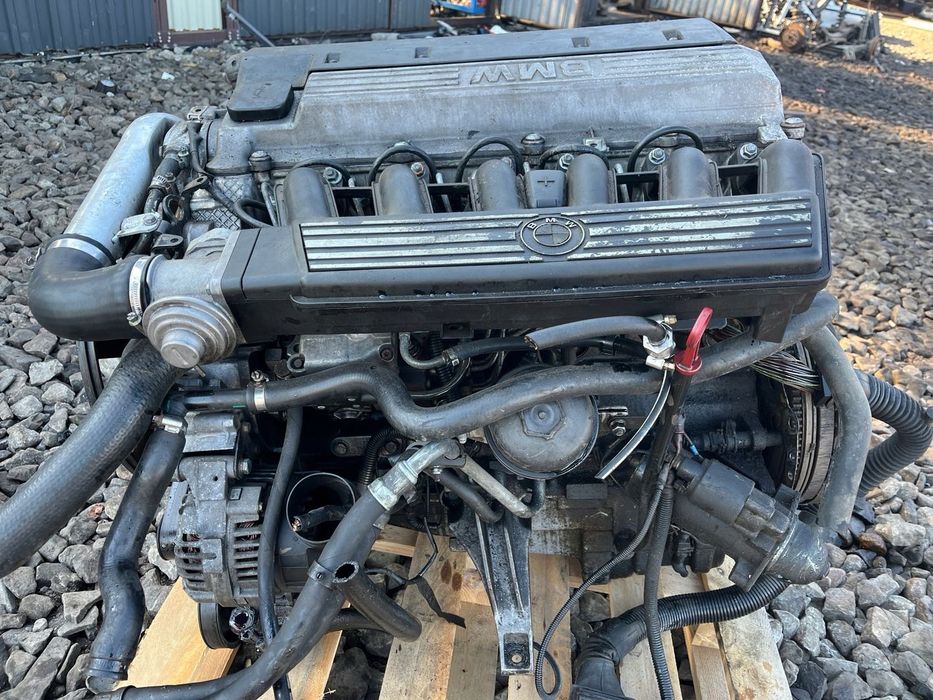 Vând motor complect BMW e 39 525 tds